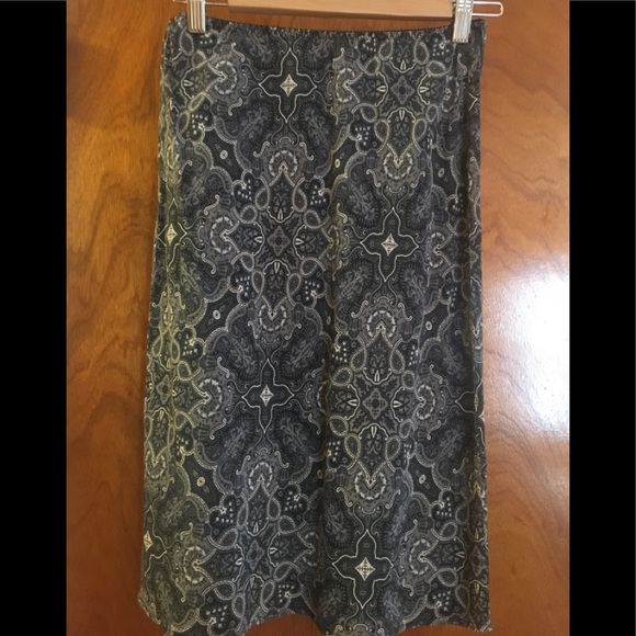 The Limited Paisley Skirt - Picture 2 of 4